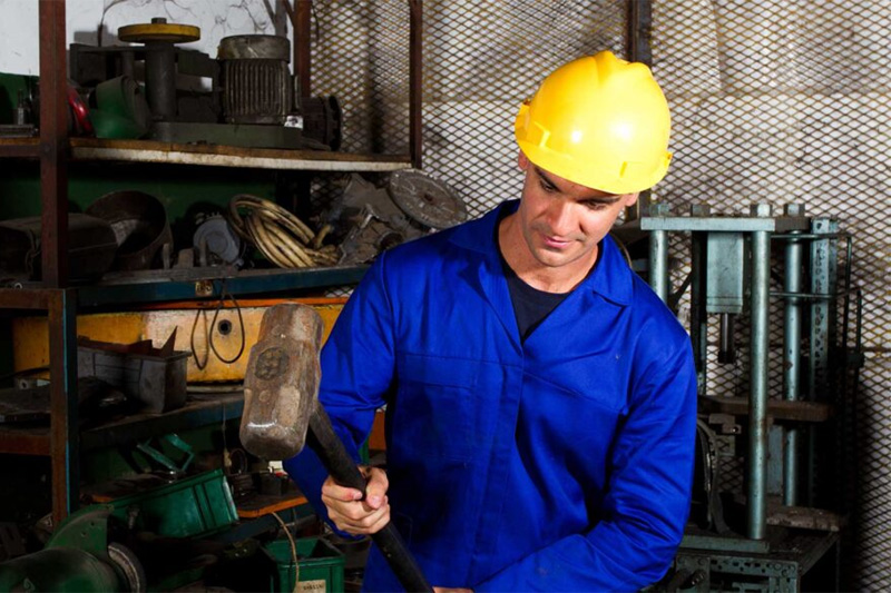 Custom Sheet Metal Fabrication Benefits for Your Business